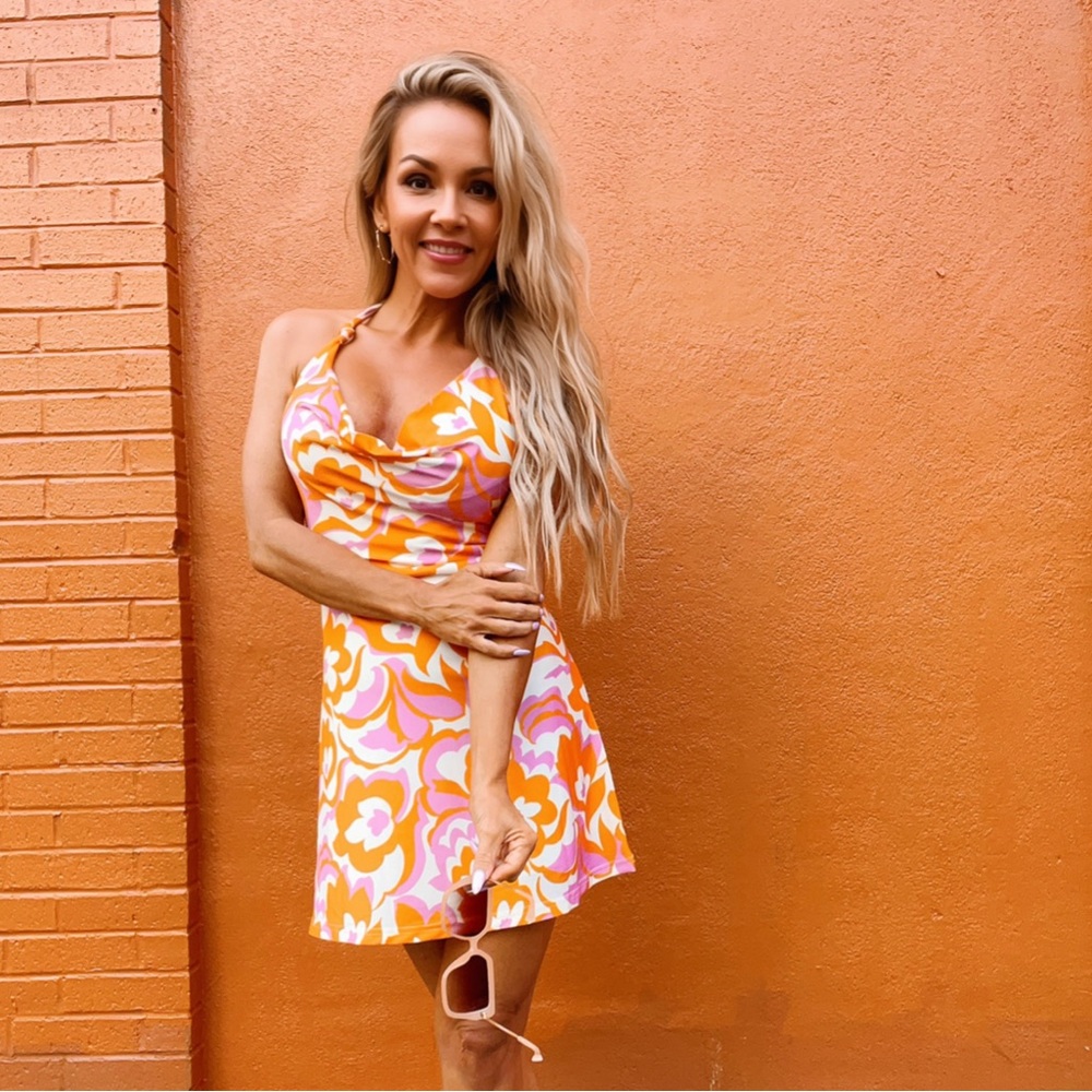 Vici Collection - Retro Halter Dress - like new